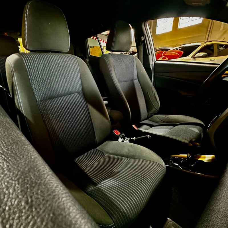 Toyota Yaris Hb Xlplusat 2019/2020 DL MOTORS LAJEADO / Carros no Vale Toyota Yaris Hb Xlplusat 2019/2020 DL MOTORS LAJEADO / Carros no Vale