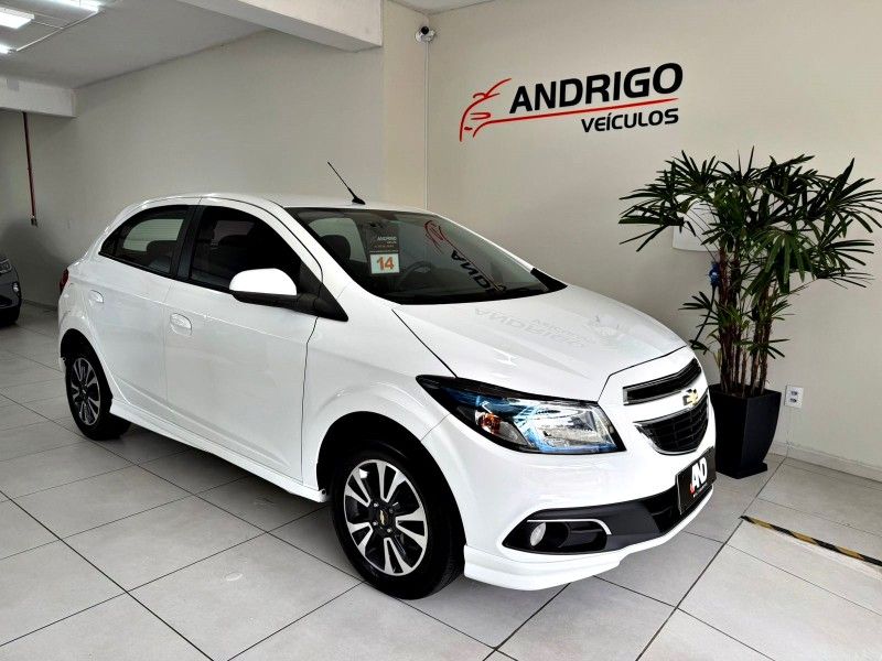 CHEVROLET ONIX 1.4 MPFI LTZ 8V 2014/2014 ANDRIGO VEÍCULOS CAXIAS DO SUL / Carros no Vale