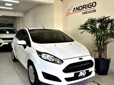 FORD FIESTA 1.5 SE HATCH 16V 2016/2016 ANDRIGO VEÍCULOS CAXIAS DO SUL / Carros no Vale