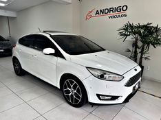 FORD FOCUS 2.0 TITANIUM PLUS HATCH 16V AUTO 2017/2018 ANDRIGO VEÍCULOS CAXIAS DO SUL / Carros no Vale