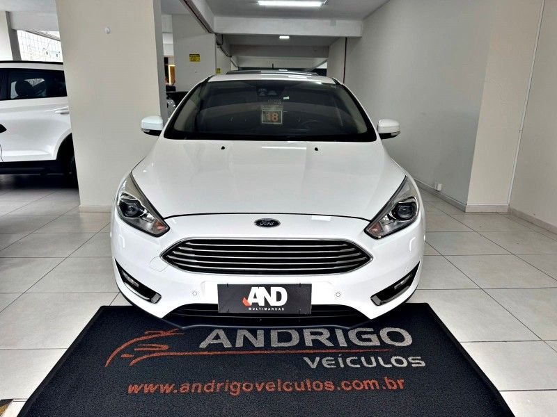FORD FOCUS 2.0 TITANIUM PLUS HATCH 16V AUTO 2017/2018 ANDRIGO VEÍCULOS CAXIAS DO SUL / Carros no Vale FORD FOCUS 2.0 TITANIUM PLUS HATCH 16V AUTO 2017/2018 ANDRIGO VEÍCULOS CAXIAS DO SUL / Carros no Vale