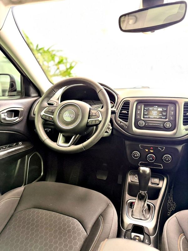 JEEP COMPASS 2.0 16V SPORT 2017/2017 ANDRIGO VEÍCULOS CAXIAS DO SUL / Carros no Vale JEEP COMPASS 2.0 16V SPORT 2017/2017 ANDRIGO VEÍCULOS CAXIAS DO SUL / Carros no Vale