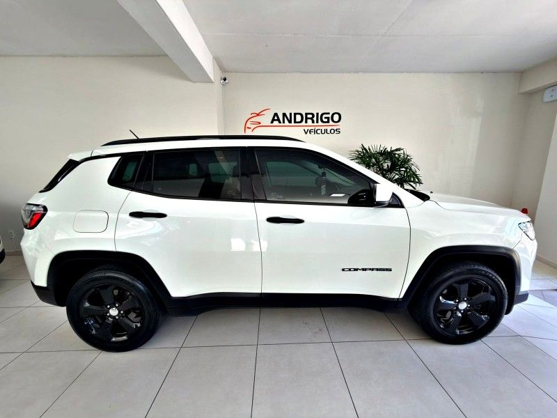JEEP COMPASS 2.0 16V SPORT 2017/2017 ANDRIGO VEÍCULOS CAXIAS DO SUL / Carros no Vale JEEP COMPASS 2.0 16V SPORT 2017/2017 ANDRIGO VEÍCULOS CAXIAS DO SUL / Carros no Vale
