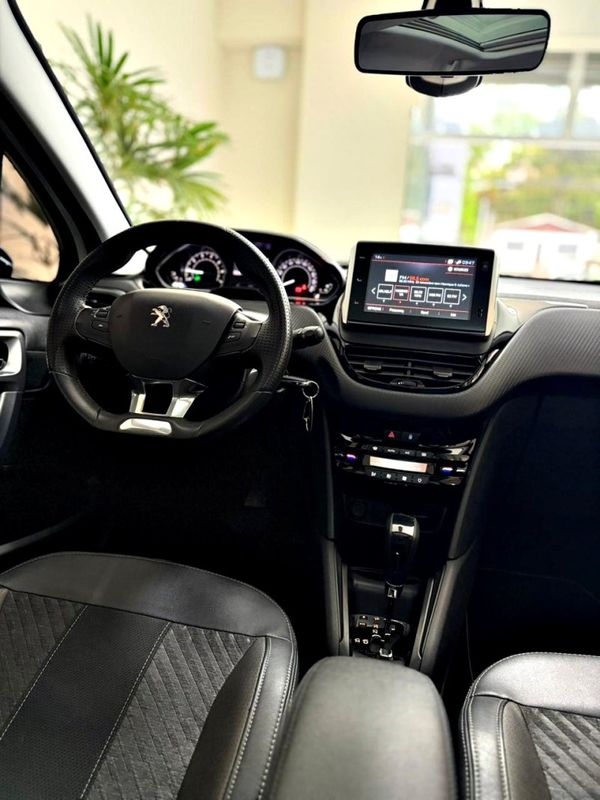 PEUGEOT 208 1.6 URBANTECH 16V 2017/2018 ANDRIGO VEÍCULOS CAXIAS DO SUL / Carros no Vale