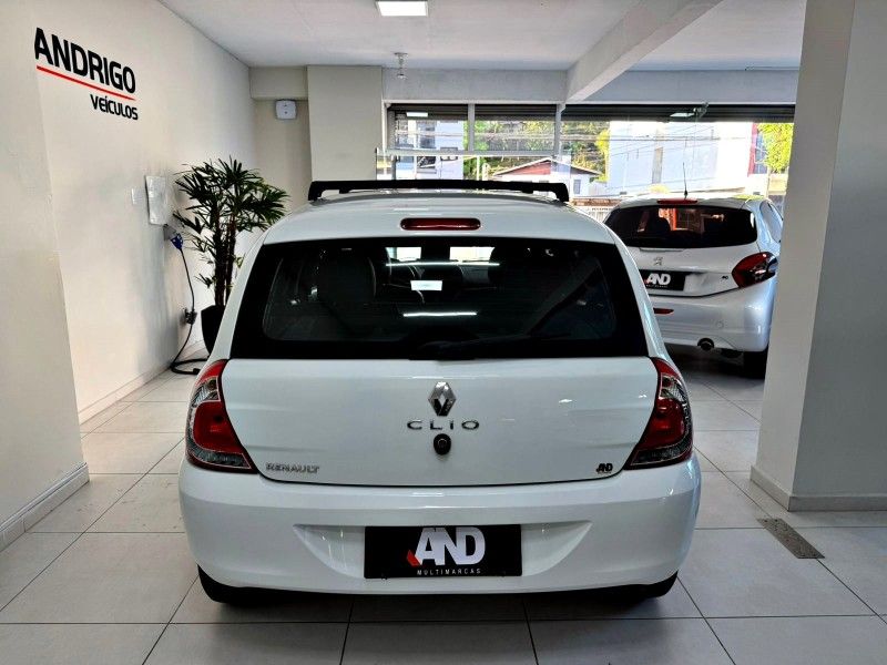 RENAULT CLIO 1.0 EXPRESSION 16V HI 2015/2016 ANDRIGO VEÍCULOS CAXIAS DO SUL / Carros no Vale