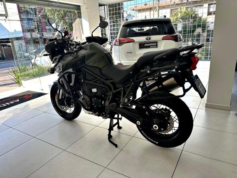 TRIUMPH TIGER EXPLORER ABS 2017/2018 ANDRIGO VEÍCULOS CAXIAS DO SUL / Carros no Vale