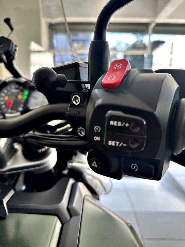 TRIUMPH TIGER EXPLORER XC ABS 2017/2018 ANDRIGO VEÍCULOS CAXIAS DO SUL / Carros no Vale