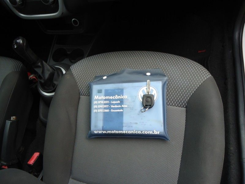 VOLKSWAGEN SAVEIRO 1.6 CL CS 8V 2012/2013 BOURSCHEID CARROS E MOTOS SANTA CLARA DO SUL / Carros no Vale