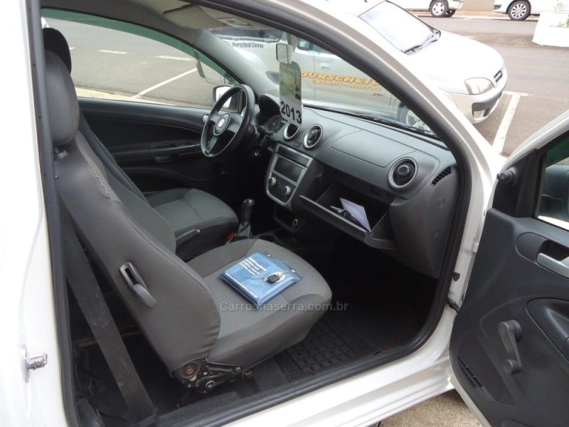 VOLKSWAGEN SAVEIRO 1.6 CL CS 8V 2012/2013 BOURSCHEID CARROS E MOTOS SANTA CLARA DO SUL / Carros no Vale