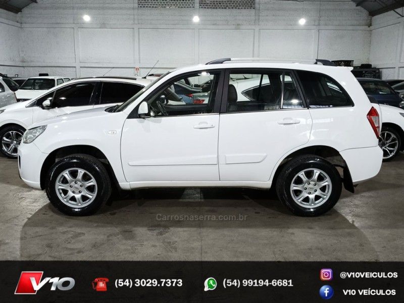 CHERY TIGGO 2.0 16V 2014/2015 V10 VEÍCULOS CAXIAS DO SUL / Carros no Vale