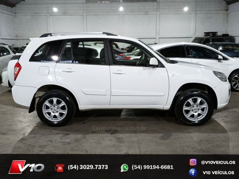 CHERY TIGGO 2.0 16V 2014/2015 V10 VEÍCULOS CAXIAS DO SUL / Carros no Vale