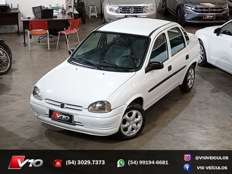 CHEVROLET CORSA 1.0 MPFI SUPER SEDAN 8V 1998/1999 V10 VEÍCULOS CAXIAS DO SUL / Carros no Vale