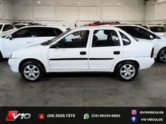 CHEVROLET CORSA 1.0 MPFI SUPER SEDAN 8V 1998/1999 V10 VEÍCULOS CAXIAS DO SUL / Carros no Vale