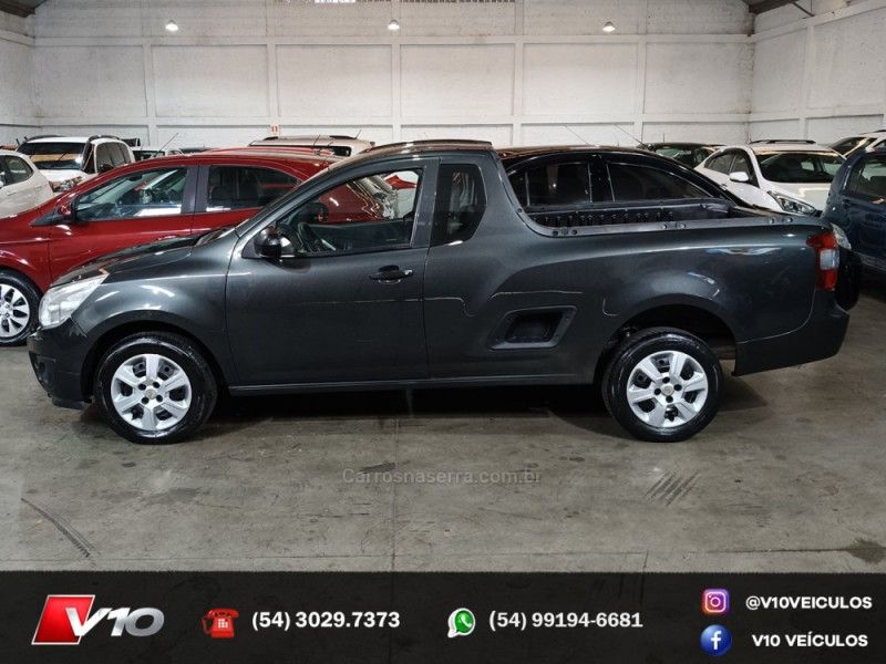 CHEVROLET MONTANA 1.4 MPFI LS CS 8V 2016/2017 V10 VEÍCULOS CAXIAS DO SUL / Carros no Vale