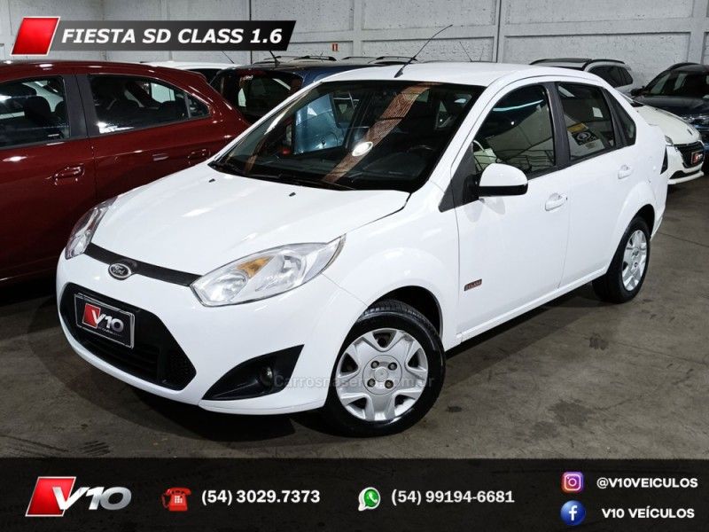 FORD FIESTA 1.6 MPI CLASS SEDAN 8V 2013/2013 V10 VEÍCULOS CAXIAS DO SUL / Carros no Vale
