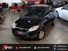 FORD FIESTA 1.6 MPI CLASS SEDAN 8V 2010/2011 V10 VEÍCULOS CAXIAS DO SUL / Carros no Vale