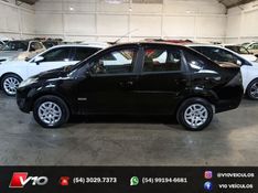 FORD FIESTA 1.6 MPI CLASS SEDAN 8V 2010/2011 V10 VEÍCULOS CAXIAS DO SUL / Carros no Vale