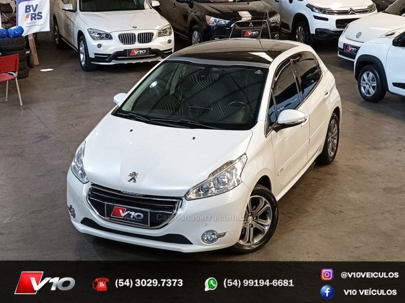 PEUGEOT 208 1.6 GRIFFE 16V 2015/2016 V10 VEÍCULOS CAXIAS DO SUL / Carros no Vale