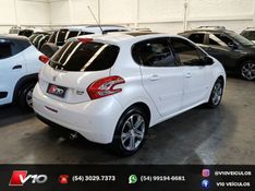PEUGEOT 208 1.6 GRIFFE 16V 2015/2016 V10 VEÍCULOS CAXIAS DO SUL / Carros no Vale
