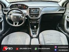 PEUGEOT 208 1.6 GRIFFE 16V 2015/2016 V10 VEÍCULOS CAXIAS DO SUL / Carros no Vale