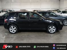 VOLKSWAGEN GOLF 1.6 MI TECH 8V 2008/2009 V10 VEÍCULOS CAXIAS DO SUL / Carros no Vale