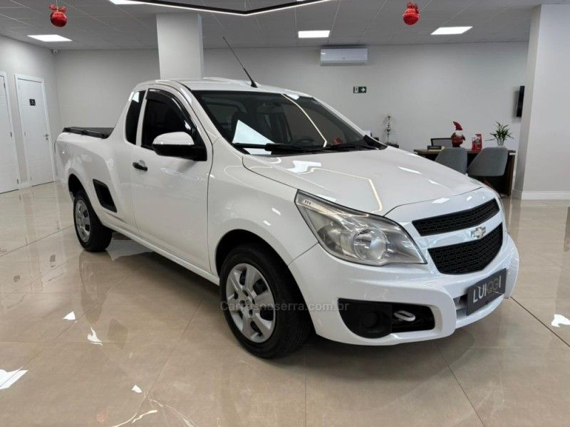 CHEVROLET MONTANA 1.4 MPFI LS CS 8V 2015/2015 LUIGGI AUTOMÓVEIS CARLOS BARBOSA / Carros no Vale