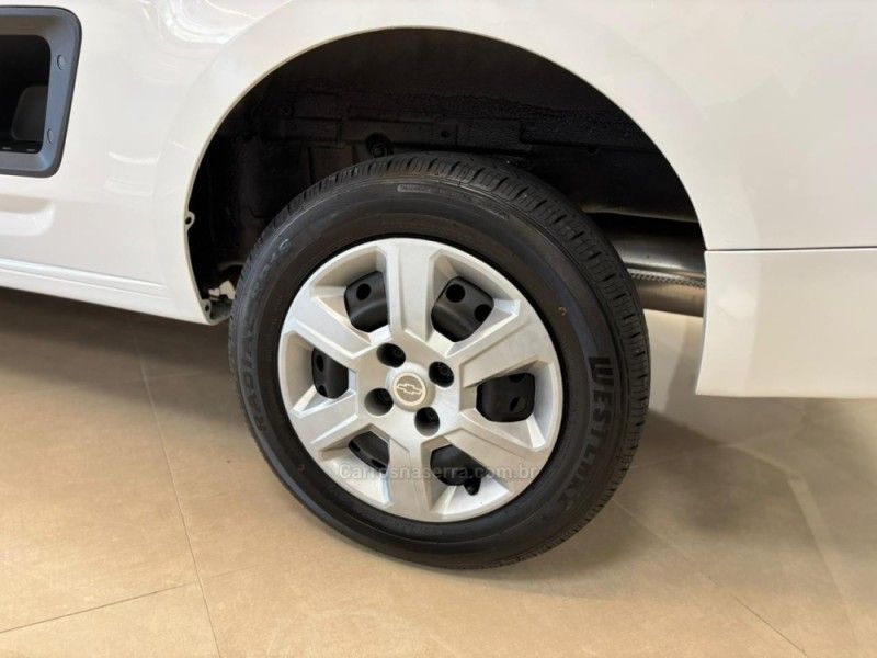 CHEVROLET MONTANA 1.4 MPFI LS CS 8V 2015/2015 LUIGGI AUTOMÓVEIS CARLOS BARBOSA / Carros no Vale