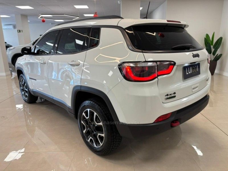 JEEP COMPASS 2.0 TRAILHAWK TD350 TURBO 4X4 2017/2017 LUIGGI AUTOMÓVEIS CARLOS BARBOSA / Carros no Vale JEEP COMPASS 2.0 TRAILHAWK TD350 TURBO 4X4 2017/2017 LUIGGI AUTOMÓVEIS CARLOS BARBOSA / Carros no Vale