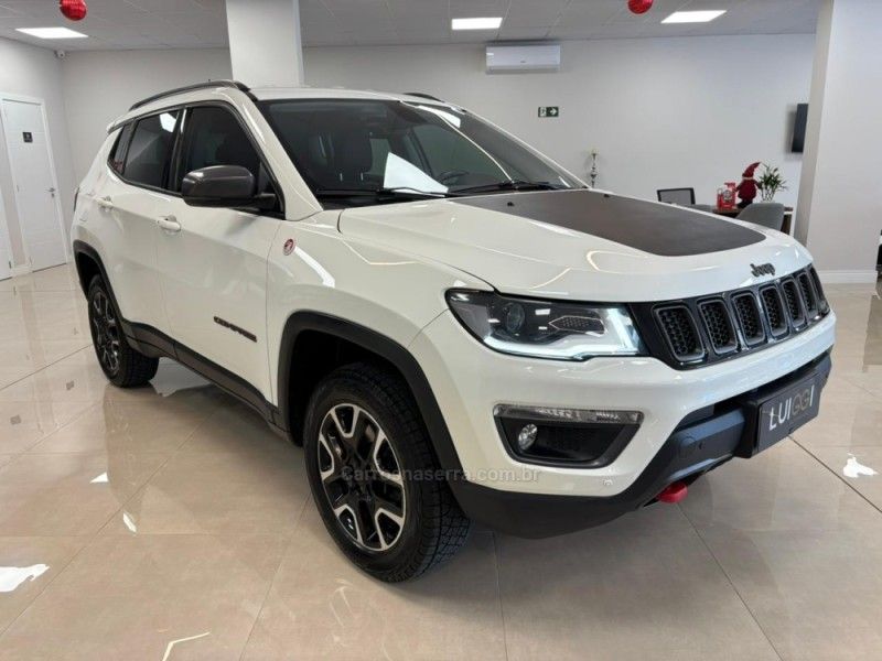JEEP COMPASS 2.0 TRAILHAWK TD350 TURBO 4X4 2017/2017 LUIGGI AUTOMÓVEIS CARLOS BARBOSA / Carros no Vale JEEP COMPASS 2.0 TRAILHAWK TD350 TURBO 4X4 2017/2017 LUIGGI AUTOMÓVEIS CARLOS BARBOSA / Carros no Vale