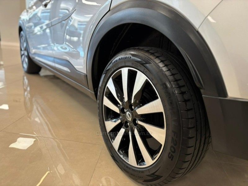 NISSAN KICKS 1.6 16V SL XTRONIC 2018/2018 LUIGGI AUTOMÓVEIS CARLOS BARBOSA / Carros no Vale NISSAN KICKS 1.6 16V SL XTRONIC 2018/2018 LUIGGI AUTOMÓVEIS CARLOS BARBOSA / Carros no Vale