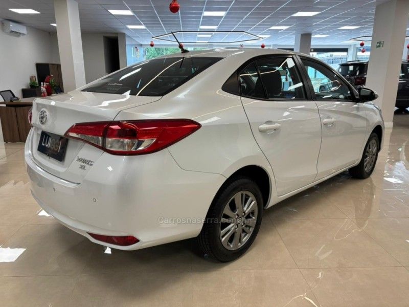 TOYOTA YARIS 1.5 XL PLUS CONNECT 16V 2020/2021 LUIGGI AUTOMÓVEIS CARLOS BARBOSA / Carros no Vale TOYOTA YARIS 1.5 XL PLUS CONNECT 16V 2020/2021 LUIGGI AUTOMÓVEIS CARLOS BARBOSA / Carros no Vale