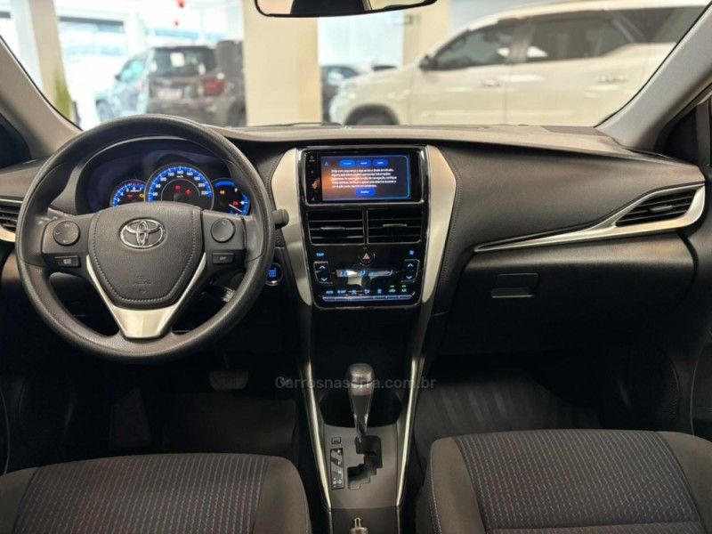 TOYOTA YARIS 1.5 XL PLUS CONNECT 16V 2020/2021 LUIGGI AUTOMÓVEIS CARLOS BARBOSA / Carros no Vale TOYOTA YARIS 1.5 XL PLUS CONNECT 16V 2020/2021 LUIGGI AUTOMÓVEIS CARLOS BARBOSA / Carros no Vale
