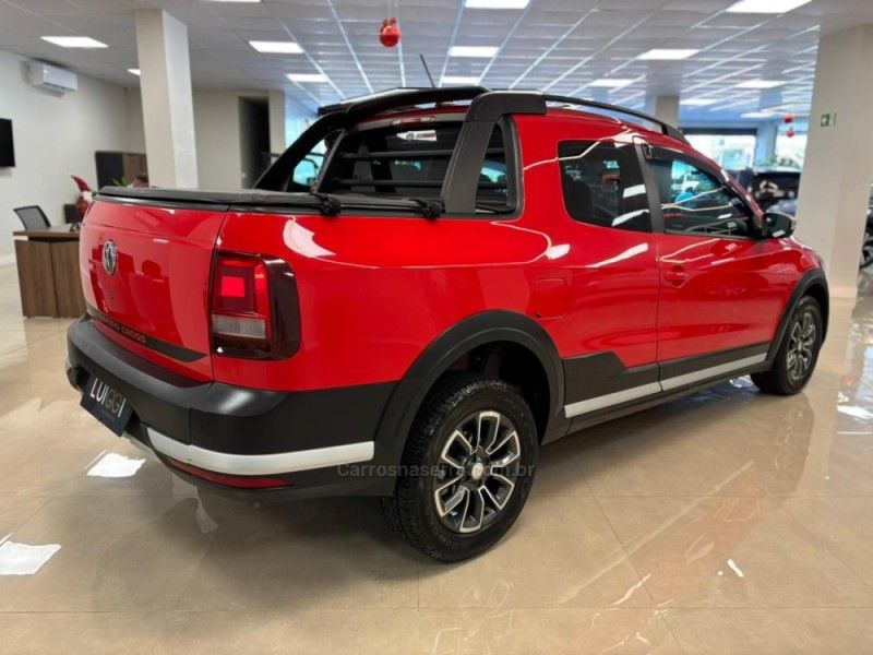 VOLKSWAGEN SAVEIRO 1.6 CROSS CD 16V 2016/2017 LUIGGI AUTOMÓVEIS CARLOS BARBOSA / Carros no Vale