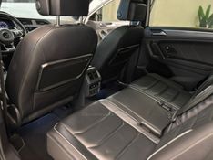 VOLKSWAGEN TIGUAN 2.0 ALLSPACE R-LINE 350 TSI 4X4 2018/2018 LUIGGI AUTOMÓVEIS CARLOS BARBOSA / Carros no Vale