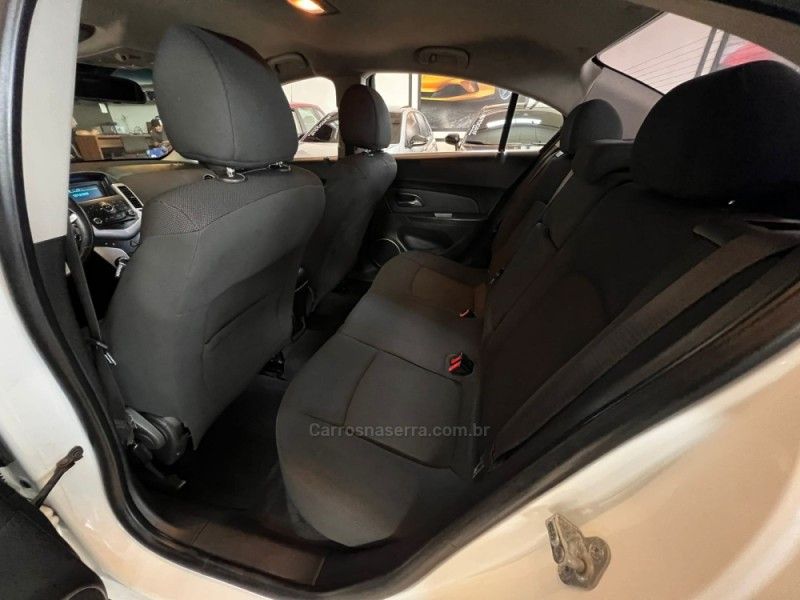 CHEVROLET CRUZE 1.8 LT 16V 2014/2014 AUTOGRIF MOTORS CAMPO BOM / Carros no Vale CHEVROLET CRUZE 1.8 LT 16V 2014/2014 AUTOGRIF MOTORS CAMPO BOM / Carros no Vale