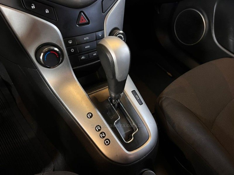 CHEVROLET CRUZE 1.8 LT 16V 2014/2014 AUTOGRIF MOTORS CAMPO BOM / Carros no Vale CHEVROLET CRUZE 1.8 LT 16V 2014/2014 AUTOGRIF MOTORS CAMPO BOM / Carros no Vale