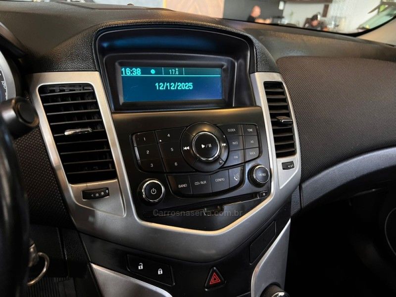 CHEVROLET CRUZE 1.8 LT 16V 2014/2014 AUTOGRIF MOTORS CAMPO BOM / Carros no Vale CHEVROLET CRUZE 1.8 LT 16V 2014/2014 AUTOGRIF MOTORS CAMPO BOM / Carros no Vale