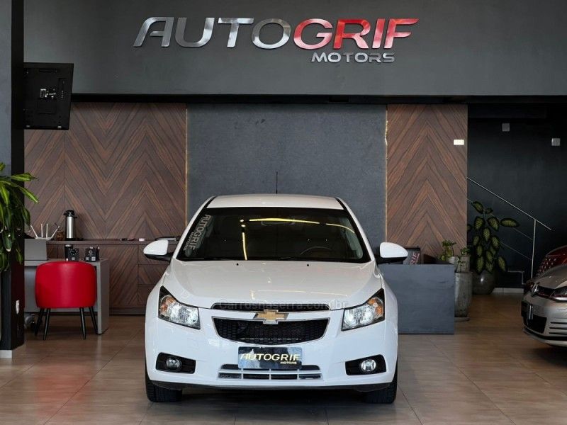 CHEVROLET CRUZE 1.8 LT 16V 2014/2014 AUTOGRIF MOTORS CAMPO BOM / Carros no Vale CHEVROLET CRUZE 1.8 LT 16V 2014/2014 AUTOGRIF MOTORS CAMPO BOM / Carros no Vale