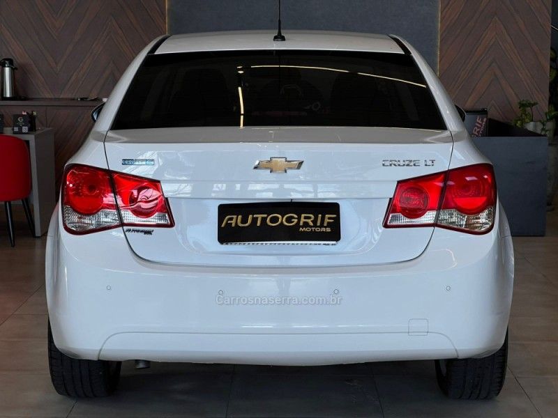 CHEVROLET CRUZE 1.8 LT 16V 2014/2014 AUTOGRIF MOTORS CAMPO BOM / Carros no Vale CHEVROLET CRUZE 1.8 LT 16V 2014/2014 AUTOGRIF MOTORS CAMPO BOM / Carros no Vale