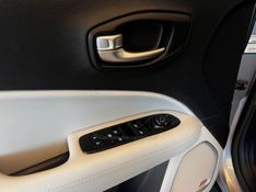 JEEP COMPASS 2.0 16V LONGITUDE 2019/2019 AUTOGRIF MOTORS CAMPO BOM / Carros no Vale