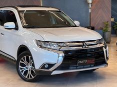 MITSUBISHI OUTLANDER 2.2 4X4 16V 2016/2016 AUTOGRIF MOTORS CAMPO BOM / Carros no Vale