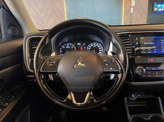 MITSUBISHI OUTLANDER 2.2 4X4 16V 2016/2016 AUTOGRIF MOTORS CAMPO BOM / Carros no Vale