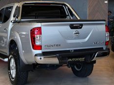 NISSAN FRONTIER 2.3 XE 4X4 CD BI TURBO 2019/2019 AUTOGRIF MOTORS CAMPO BOM / Carros no Vale
