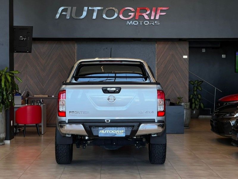 NISSAN FRONTIER 2.3 XE 4X4 CD BI TURBO 2019/2019 AUTOGRIF MOTORS CAMPO BOM / Carros no Vale NISSAN FRONTIER 2.3 XE 4X4 CD BI TURBO 2019/2019 AUTOGRIF MOTORS CAMPO BOM / Carros no Vale