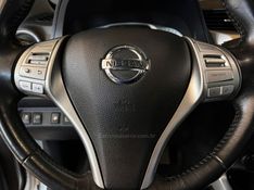 NISSAN FRONTIER 2.3 XE 4X4 CD BI TURBO 2019/2019 AUTOGRIF MOTORS CAMPO BOM / Carros no Vale