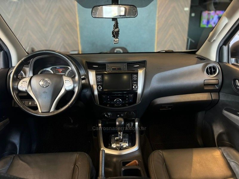 NISSAN FRONTIER 2.3 XE 4X4 CD BI TURBO 2019/2019 AUTOGRIF MOTORS CAMPO BOM / Carros no Vale NISSAN FRONTIER 2.3 XE 4X4 CD BI TURBO 2019/2019 AUTOGRIF MOTORS CAMPO BOM / Carros no Vale