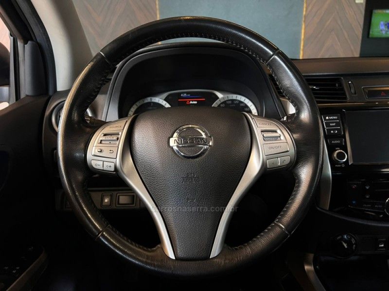 NISSAN FRONTIER 2.3 XE 4X4 CD BI TURBO 2019/2019 AUTOGRIF MOTORS CAMPO BOM / Carros no Vale NISSAN FRONTIER 2.3 XE 4X4 CD BI TURBO 2019/2019 AUTOGRIF MOTORS CAMPO BOM / Carros no Vale