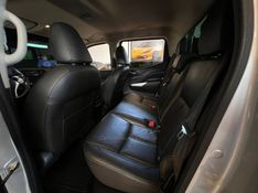 NISSAN FRONTIER 2.3 XE 4X4 CD BI TURBO 2019/2019 AUTOGRIF MOTORS CAMPO BOM / Carros no Vale