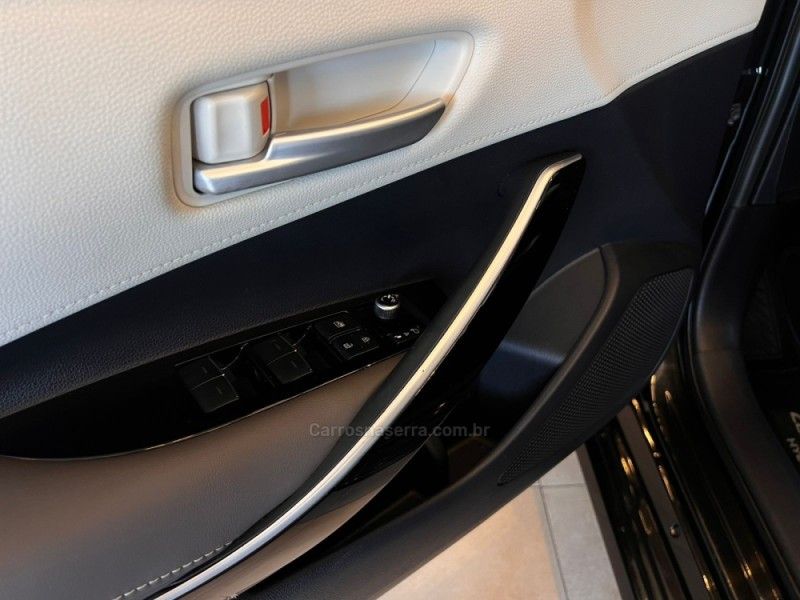 TOYOTA COROLLA 1.8 ALTIS PREMIUM 16V HÍBRIDO 2021/2021 AUTOGRIF MOTORS CAMPO BOM / Carros no Vale TOYOTA COROLLA 1.8 ALTIS PREMIUM 16V HÍBRIDO 2021/2021 AUTOGRIF MOTORS CAMPO BOM / Carros no Vale