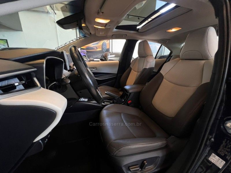 TOYOTA COROLLA 1.8 ALTIS PREMIUM 16V HÍBRIDO 2021/2021 AUTOGRIF MOTORS CAMPO BOM / Carros no Vale TOYOTA COROLLA 1.8 ALTIS PREMIUM 16V HÍBRIDO 2021/2021 AUTOGRIF MOTORS CAMPO BOM / Carros no Vale